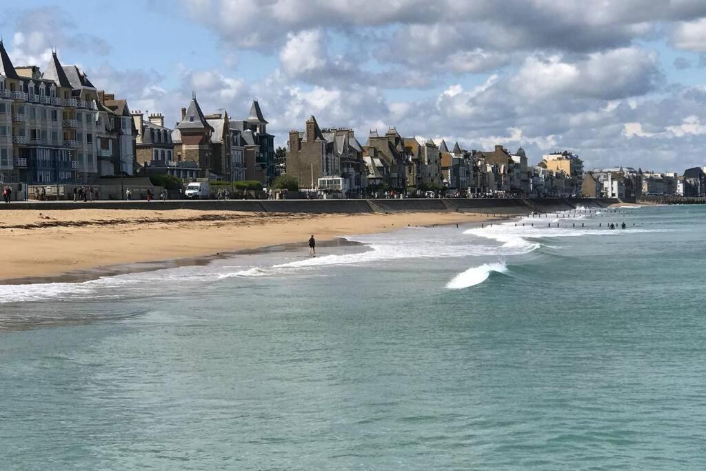 Ideal - Plage, Jardin & Jacuzzi, Proche Plage Et Thalasso - 1 A 6 Personnes Saint-Malo Kültér fotó