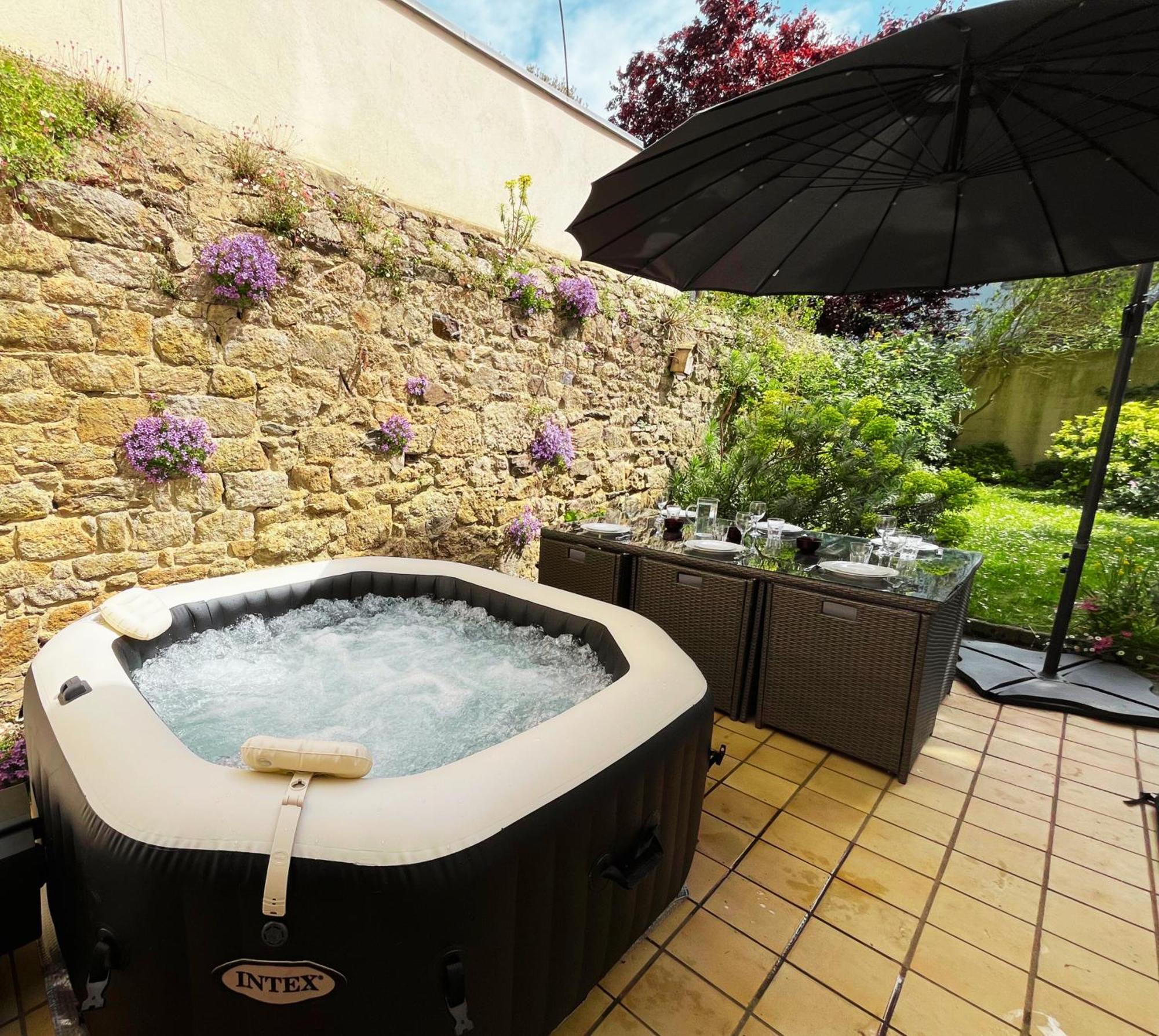 Ideal - Plage, Jardin & Jacuzzi, Proche Plage Et Thalasso - 1 A 6 Personnes Saint-Malo Kültér fotó